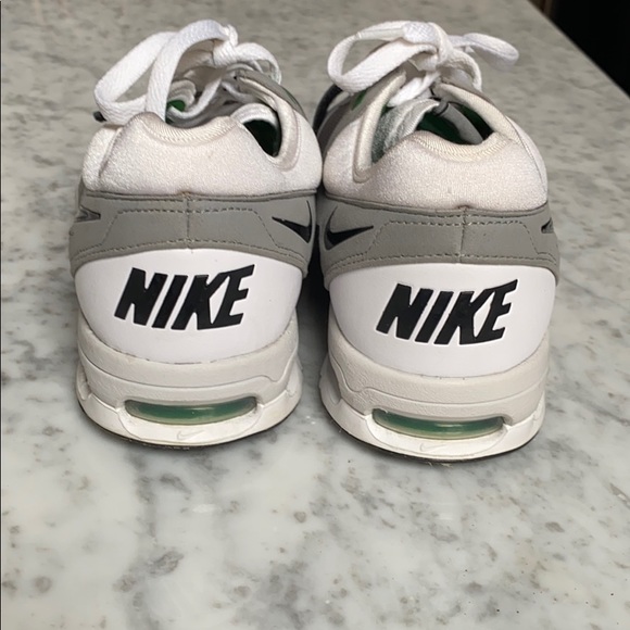 Vintage Nike Trainer One Sneakers - Picture 7 of 7